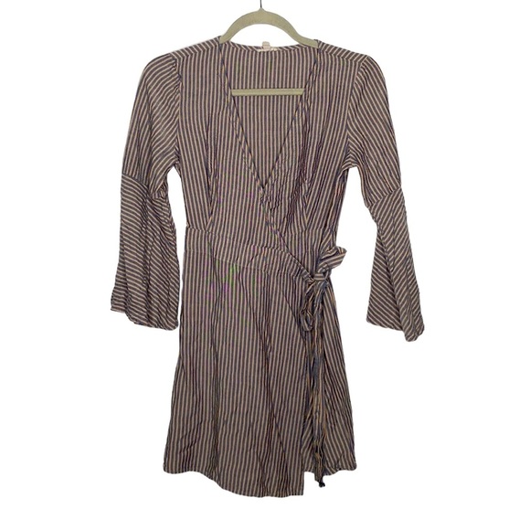 Ecote Women's Blue & Brown Striped Rayon Wrap Mini Dress Flare Sleeve size Small - Picture 1 of 8